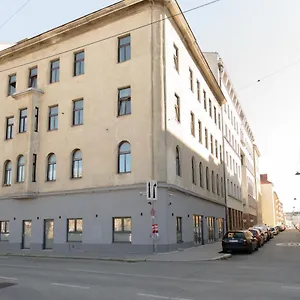  Apartmán La - Hauptbahnhof