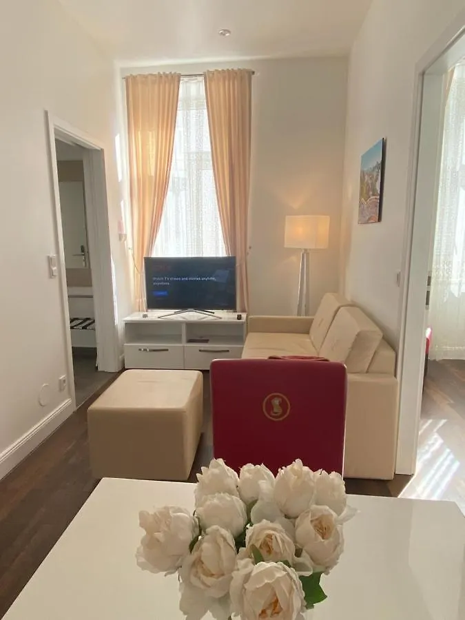 Steiner Residences Vienna Augarten 0*,